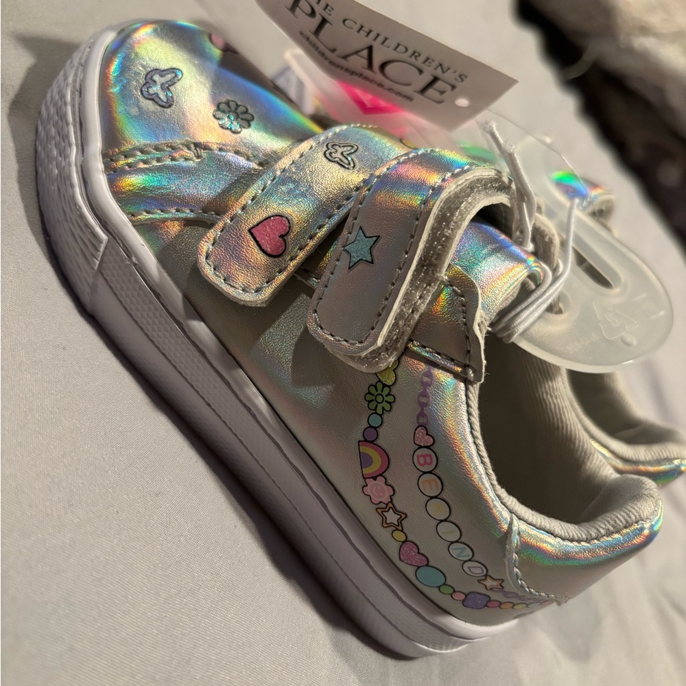 Children's place sneakers silver/multi color (girl's) size 7= original $42.95